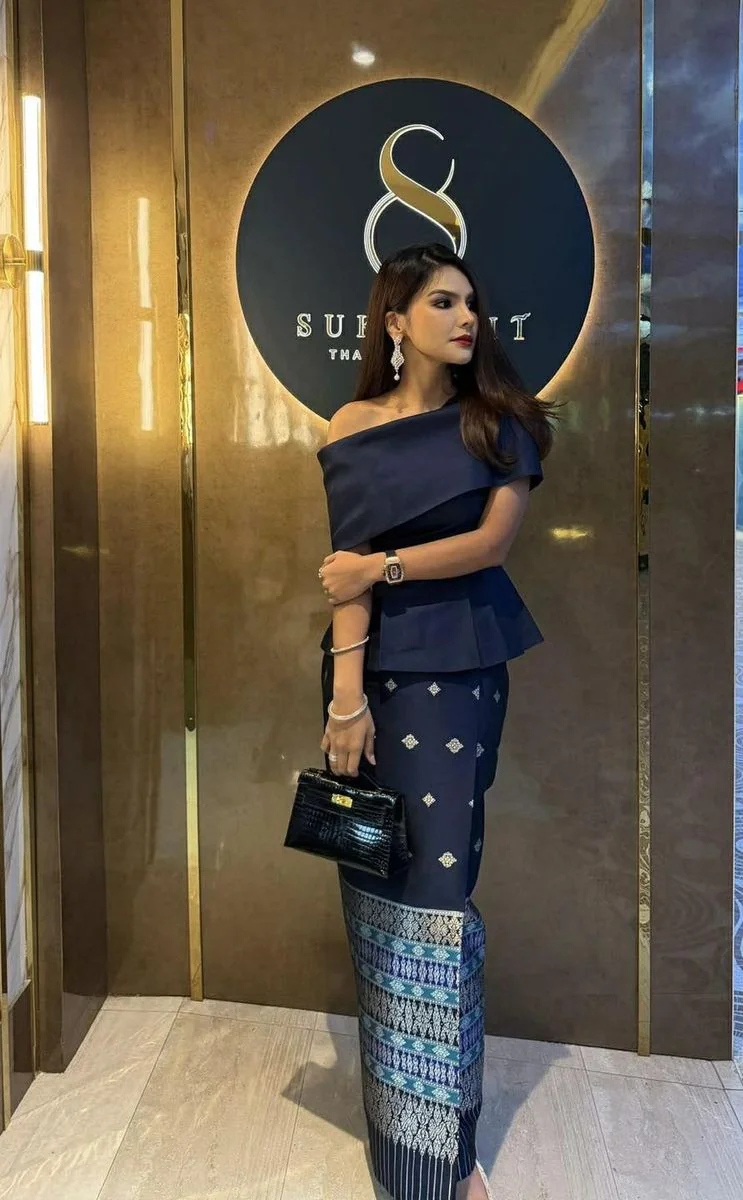 รีวิวลูกค้า ลดา ซิลค์ ชุดไทยผ้าไหม รูปที่ 5